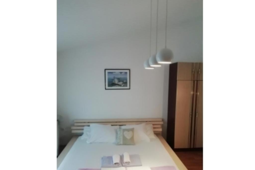 Apartments Triton Rogoznica  Buitenkant foto
