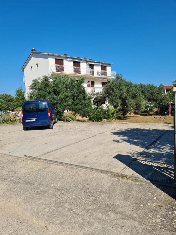 Apartments Triton Rogoznica  Buitenkant foto
